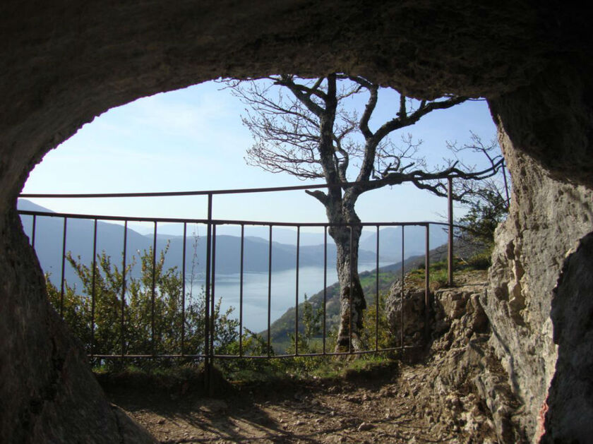 © grotteauxfees_vue - OTI Aix les Bains Riviera des Alpes