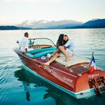 © Aix Lake Safari: boat rental, Riva with skipper - OFFICE DU TOURISME