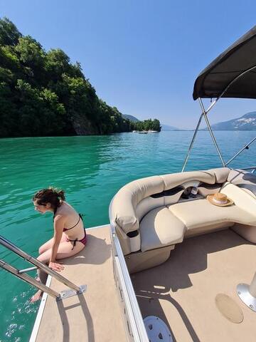 locationbateauavecskipper-aixlesbainsrivieradesalpes-lescanotiersdulac