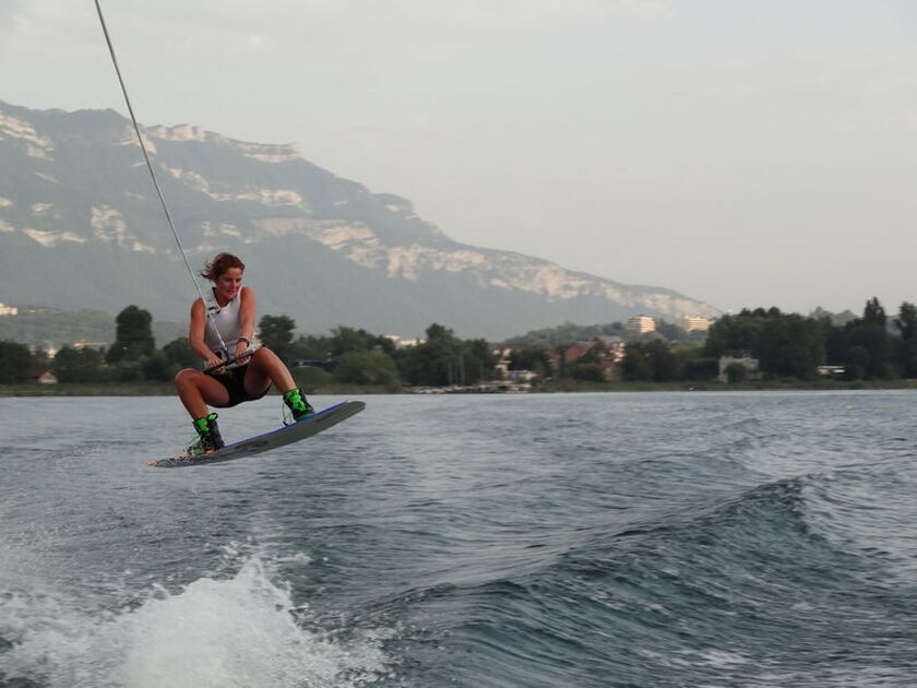 © Wakeboard Lessons - Aix n ride