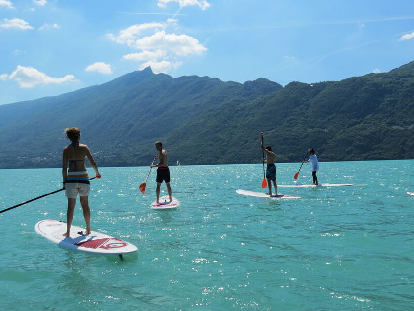 © Noleggio di paddle e paddle gigante - CNVA