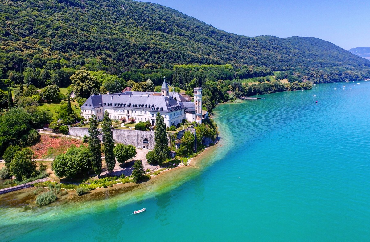 Abbaye de Hautecombe Etienne Veuillet AixRiviera 2110 | Aix les Bains Riviera des Alpes